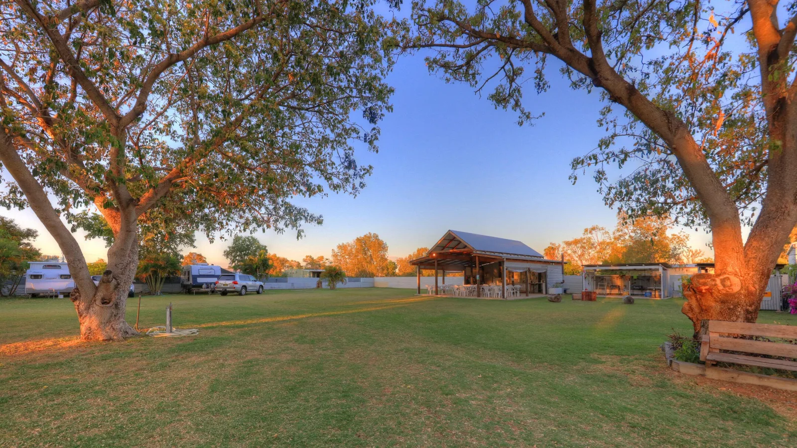 Barcaldine Caravan Park