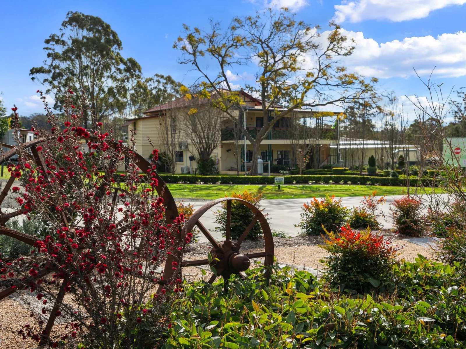 Crows Nest Tourist Park