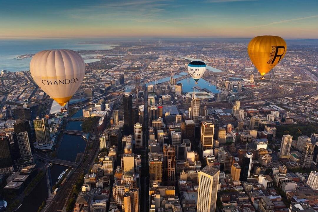 Melbourne Hot Air Ballooning Flight Melbourne VIC