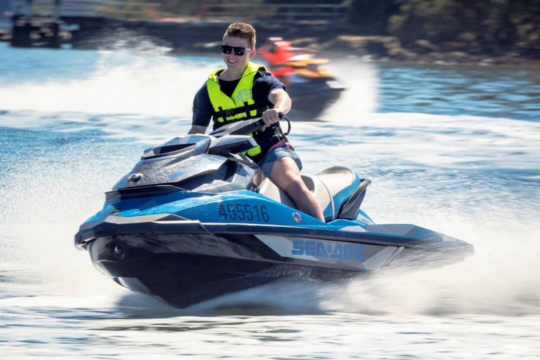 Jet Ski Escape on the Hawkesbury River - Gift Voucher or Instant Booking - Hawkesbury River NSW